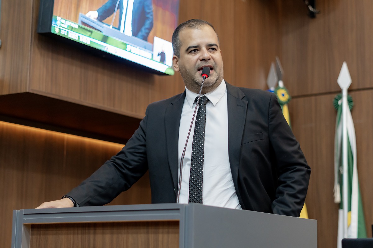 Quórum 2/3 Câmara Cuiabá: debate sobre autonomia, votações e eleições 2027/2028