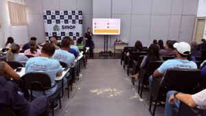 Cerca de 350 servidores da Prefeitura de Sinop participam de ciclo de palestras sobre assédio e ética