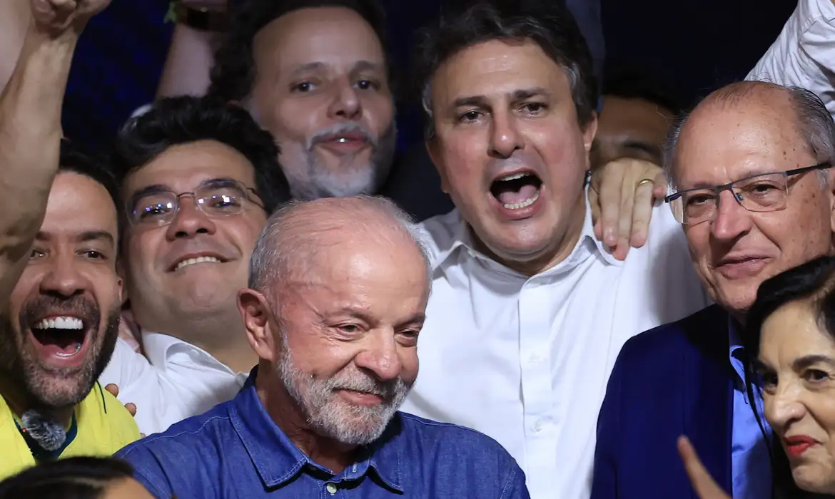 São Paulo (SP), 25/10/2026 - Presidente Luiz Inácio Lula da Silva discursa após vitória nas eleições 2026, no hotel Intercont
